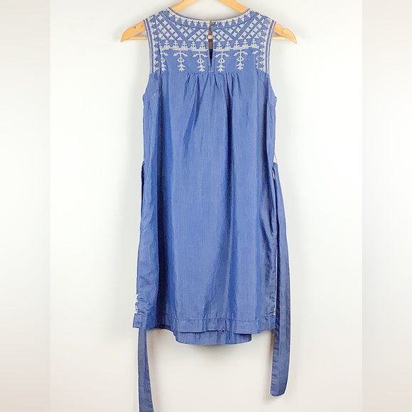 Romeo + Juliet Couture Chambray Embroidered Dress Size XS NWT - Picture 6 of 6